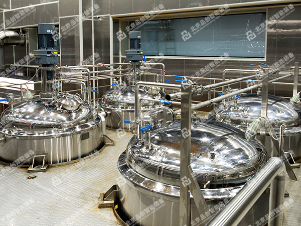发酵生产设备.jpg